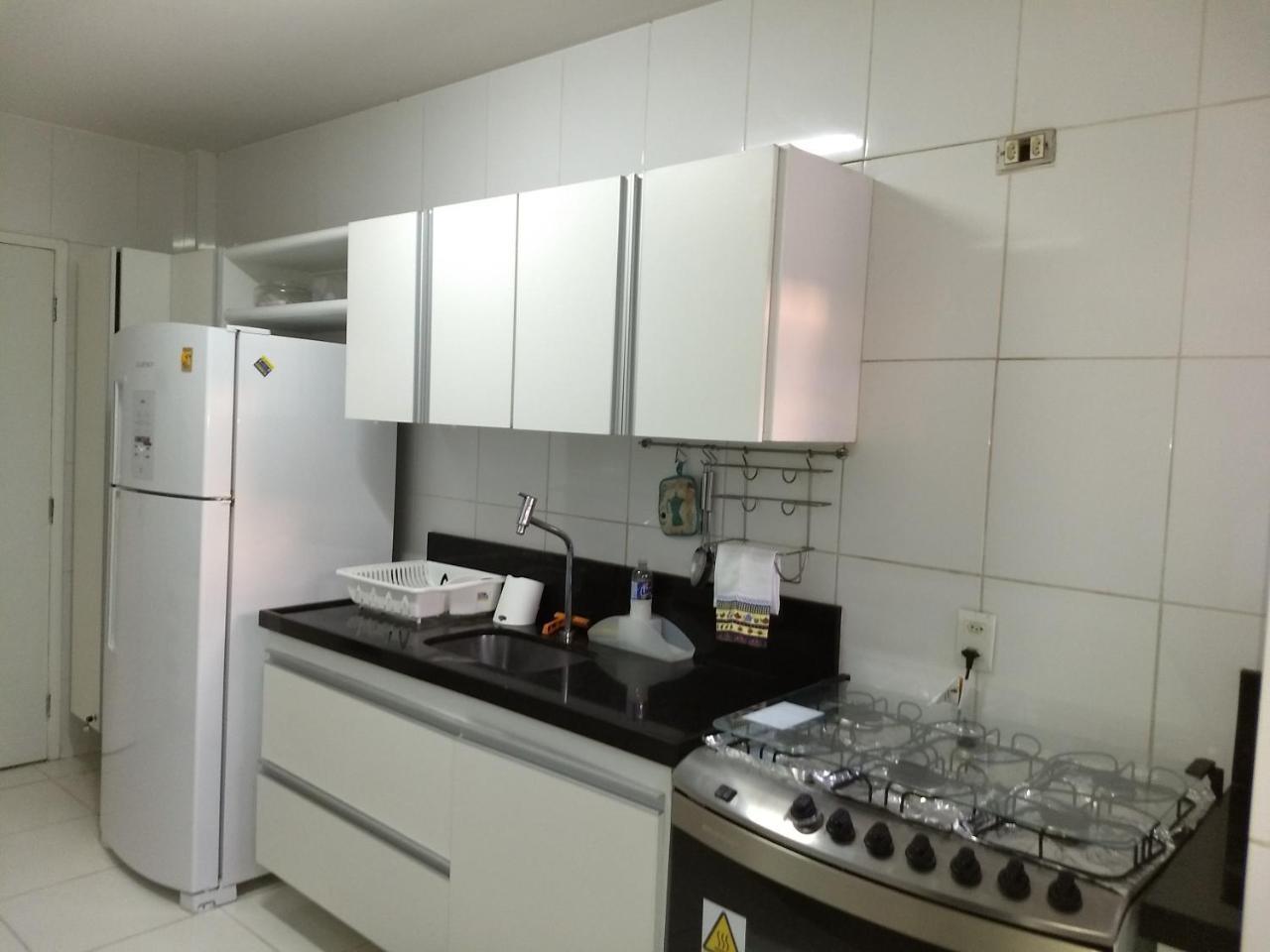 Apartamento Edf.vila Verde A 3 Minutos Da Praia De Ponta Verde *